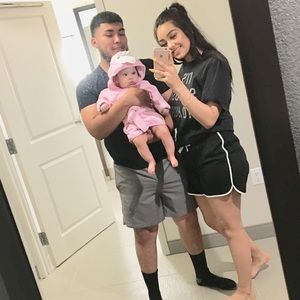 Meet your Posher, Edith